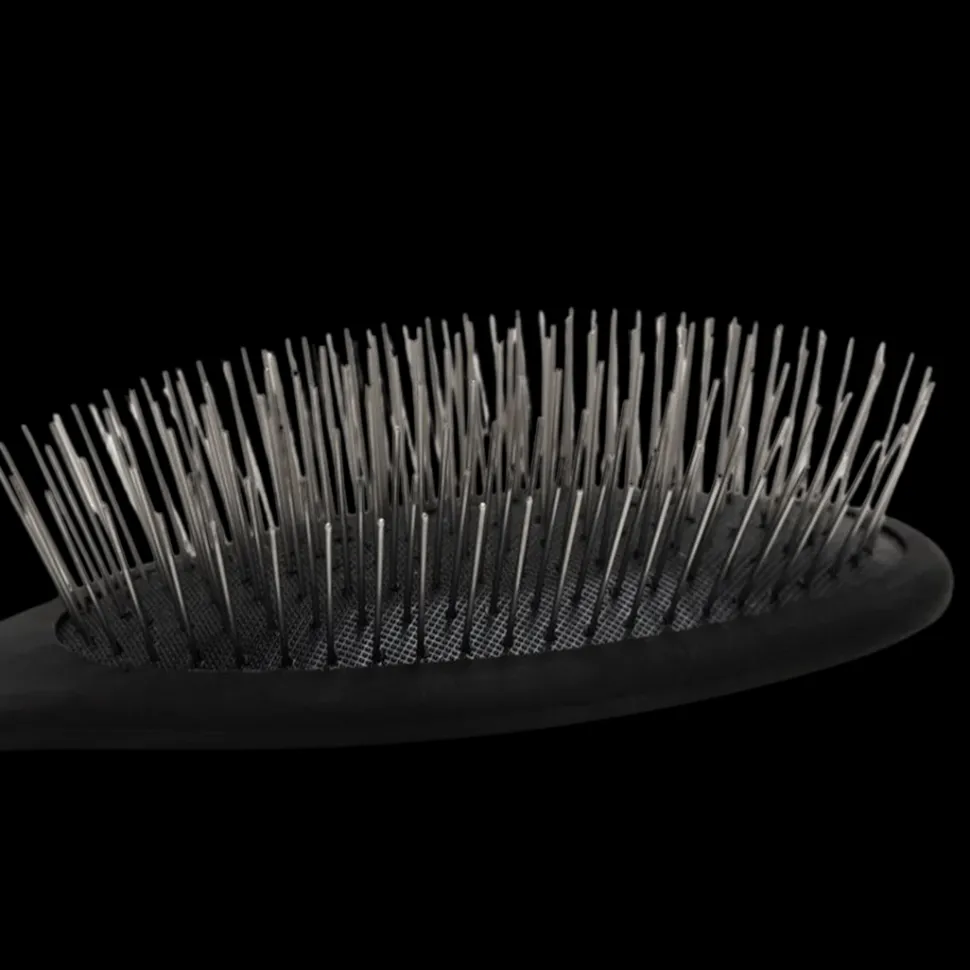Niira Lux Pin Grooming Brush by Irina Pinkusevich