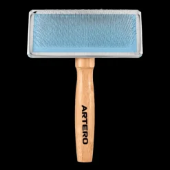 Pipo Classic Slicker Brush Medium by Artero