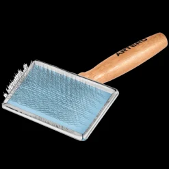 Pipo Classic Slicker Brush Medium by Artero